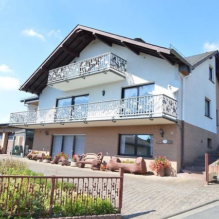 Apartment In Eifel With Children S PlaygroundLirstal エクステリア 写真