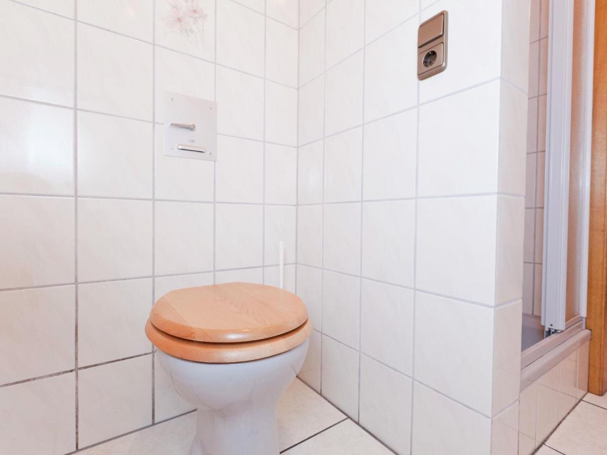 Apartment In Eifel With Children S PlaygroundLirstal エクステリア 写真